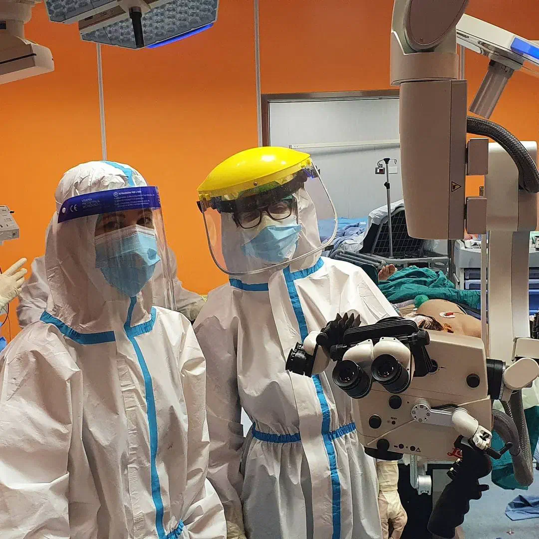 In sala operatoria durante l'emergenza Covid-19